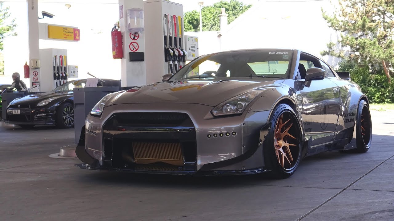 Crazy Modified Nissan GT-R Tour - 17 GTRs takeover fuel station in Vienna!