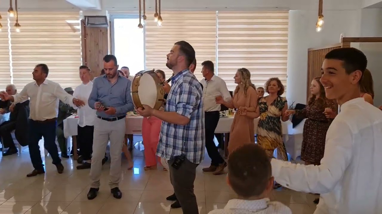 Κώστας Σταύρου- Βαγγέλης Κυριάζος σε βάφτιση