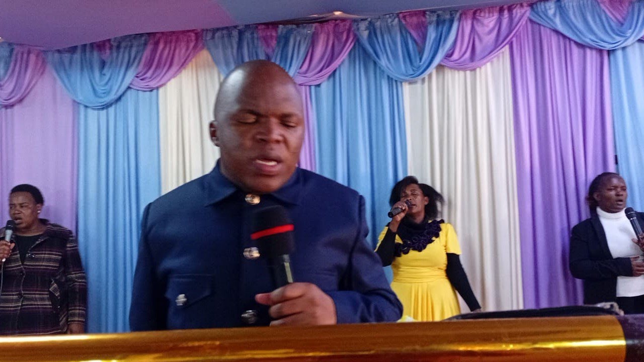 IS IT LIPS AND SOULFUL WORSHIP?