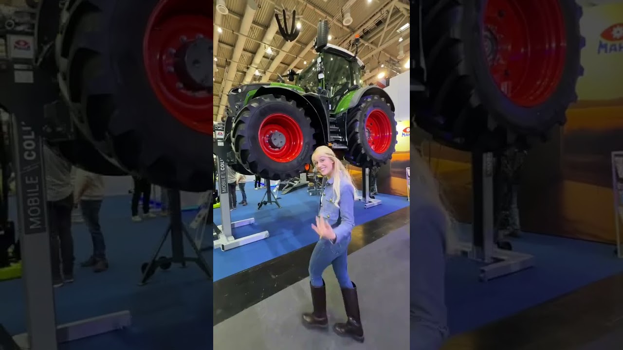 AGRICULTRICE -UN TRACTEUR FENDT LEGER #agricultrice #agriculture #tracteur  #campagnes #recolte