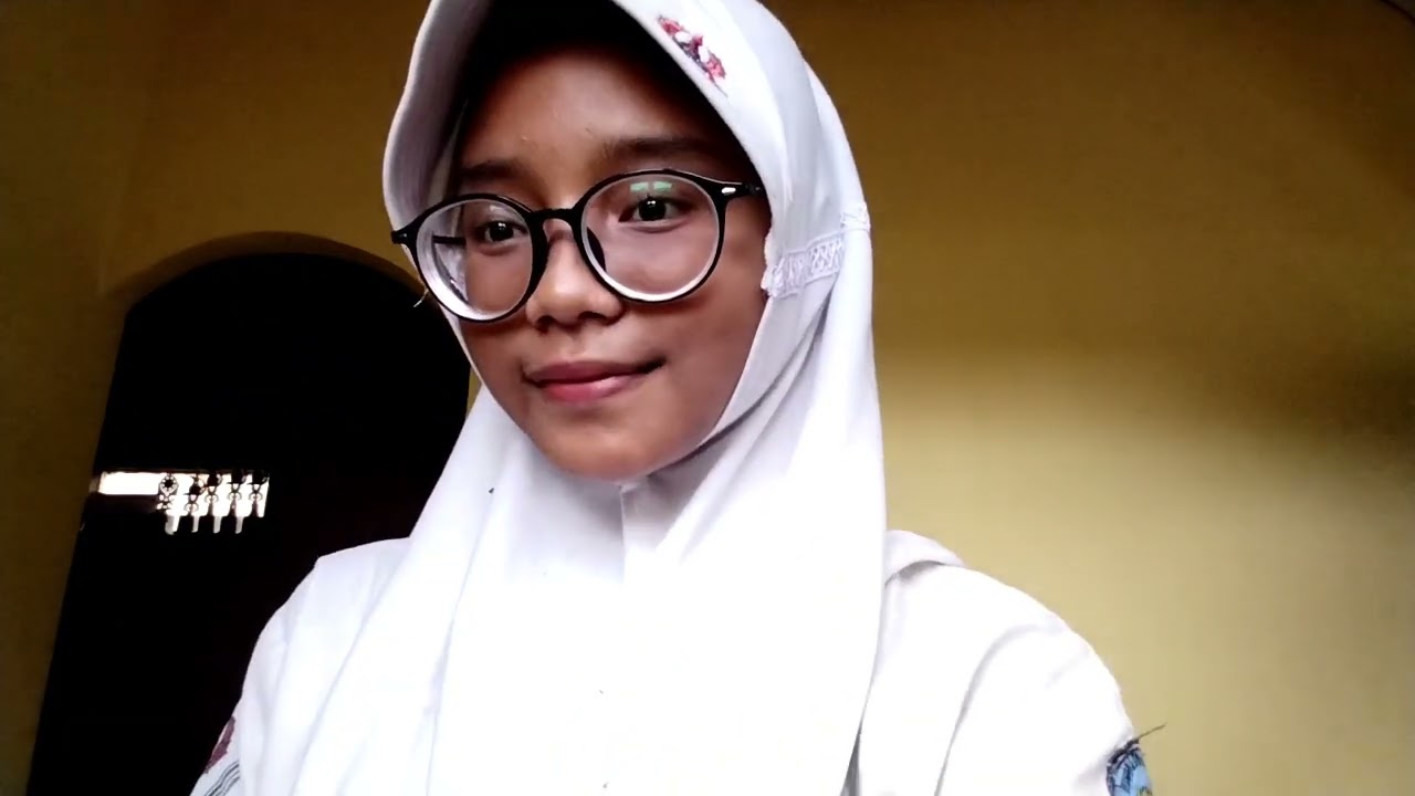 TUGAS UJIAN PRAKTIK BAHASA INDONESIA PRANANDA DINNAR RATU ALAMSYAH 9H/28