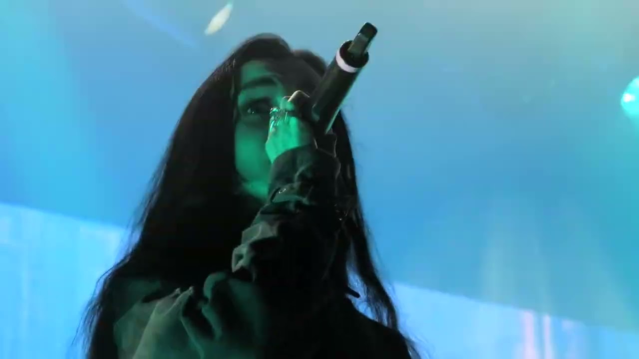 Bad Omens - V A N with Poppy (Live) Festival Hall Melbourne 2025