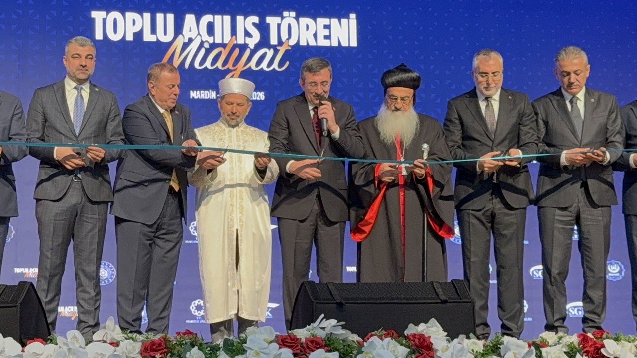 CEVDET YILMAZ VE VEDAT IŞIKHAN MİDYAT’TAKİ TÖRENE KATILDI