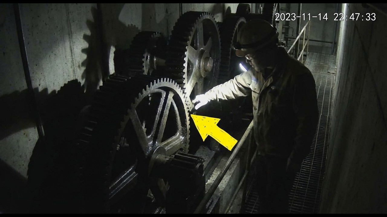 1 Hour of Shocking Mistakes at Work Caught on Camera