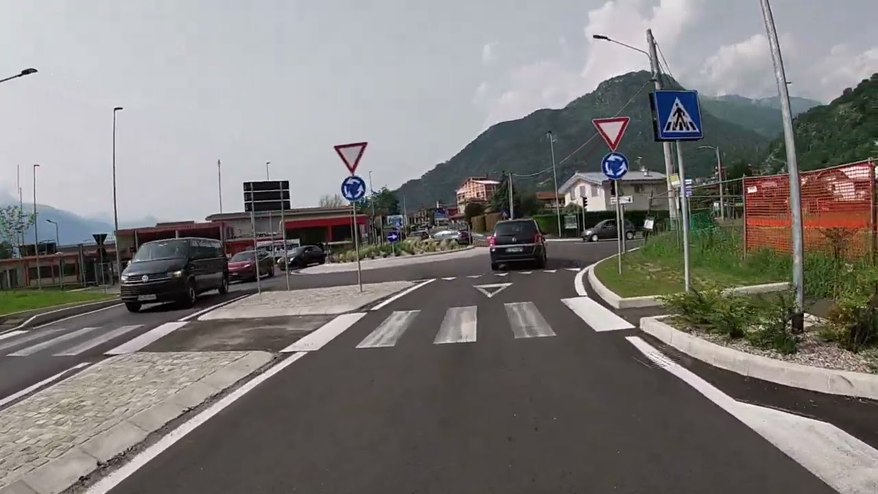 AM OSTUFER DES LAGO DI COMO BIS COMO