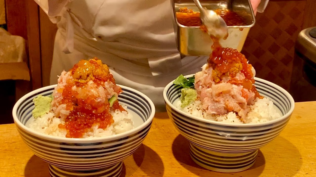 Amazing Seafood Rice Bowl - TSUJIHAN - in Nihonbashi, Tokyo