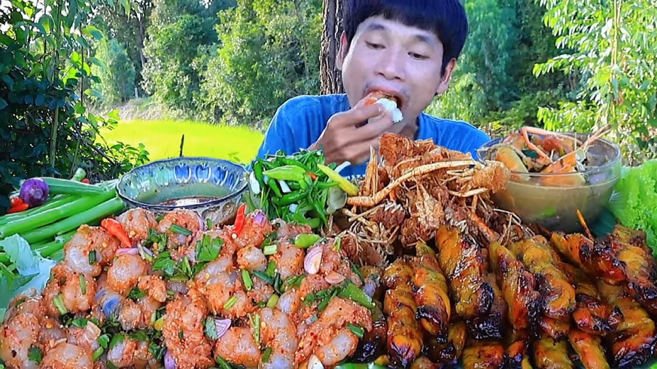 ก้อยกุ้งสดแกล้มลูกโดดผักสดแซ่บคักอีหลีครับพี่น้องMUKBANG EATING SHOW/โก้อีสานพาแดก