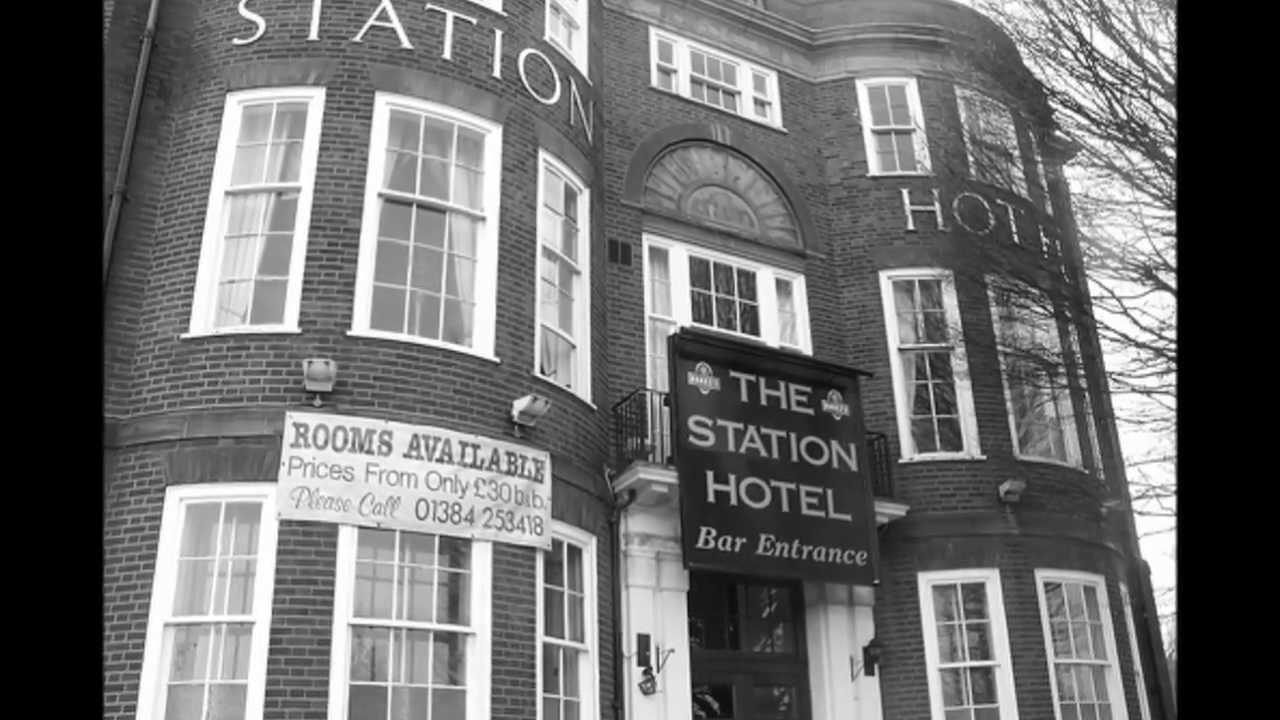 Chair in Room 214, The Station Hotel, Dudley, UK (feature)