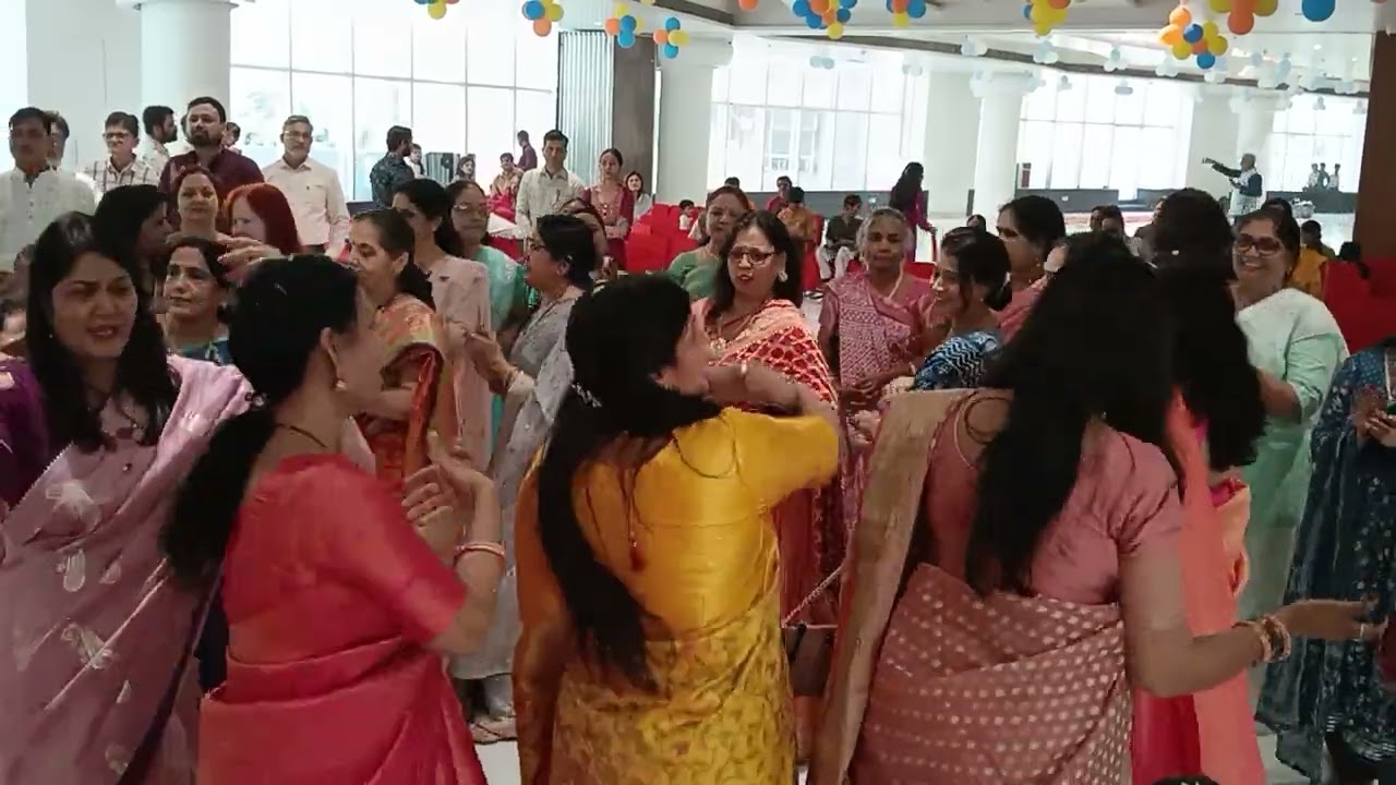 बरसाना की होली का आनंद,,,,ग्रेटर नोएडा में ll शिवकुमार व्यास सत्संग प्रमुख विहिप 