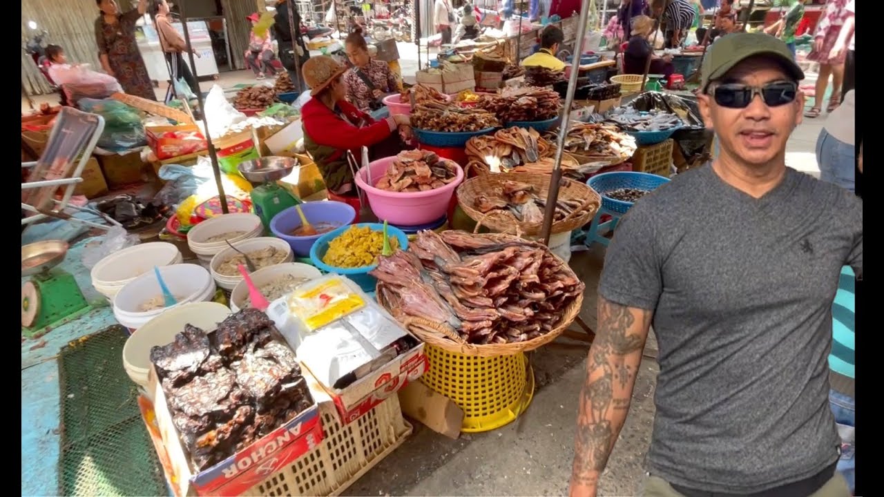 Phsar Boeung Chhouk​ in Battambang Province.  2022      ផ្សារបឹងឈូកនៅបាត់ដំបង