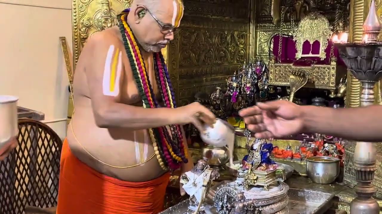 Swathi Nakshtram thirumanjanam at Sri Ahobila Mutt - Ahobilam