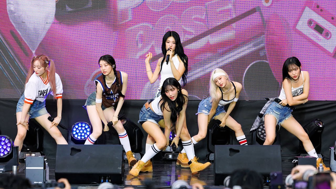 240809 라잇썸 LIGHTSUM 'POSE! + Honey or Spice + ALIVE + i' 4K 60P 직캠 @홍대 버스킹 by DaftTaengk