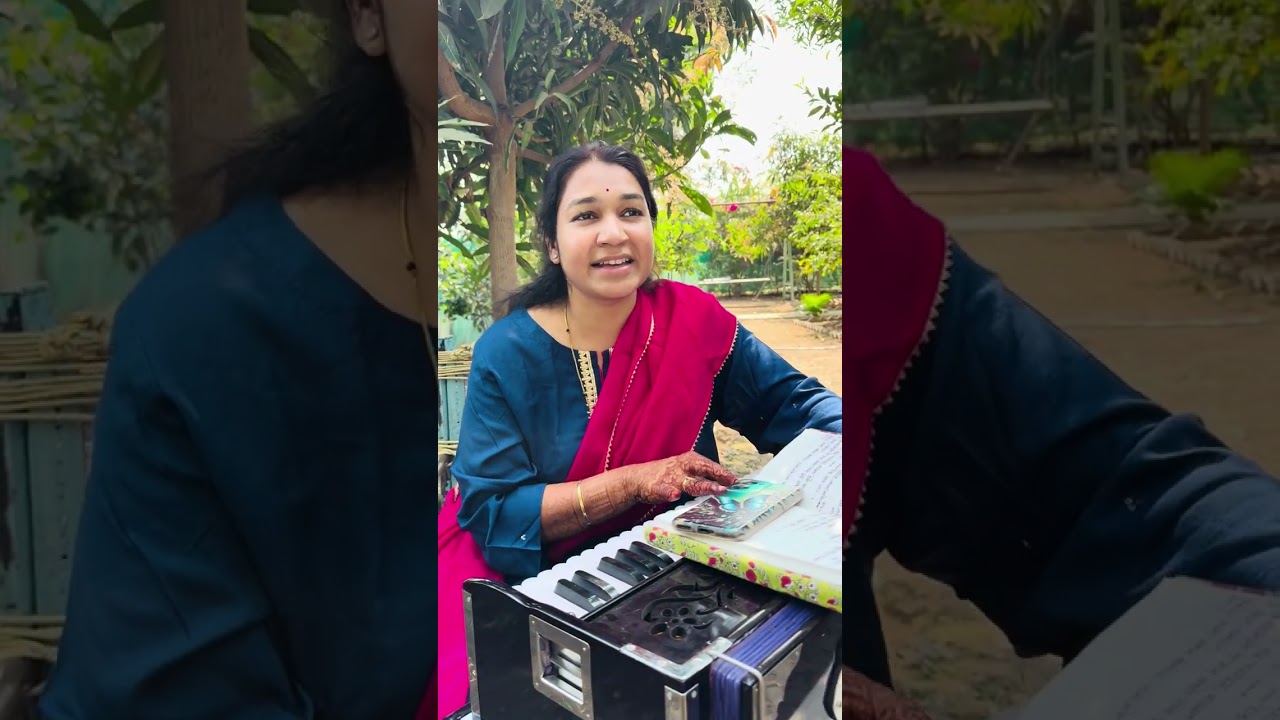 यशोदा मैया खोल किवडिया लाला आयो गाय चराय! 