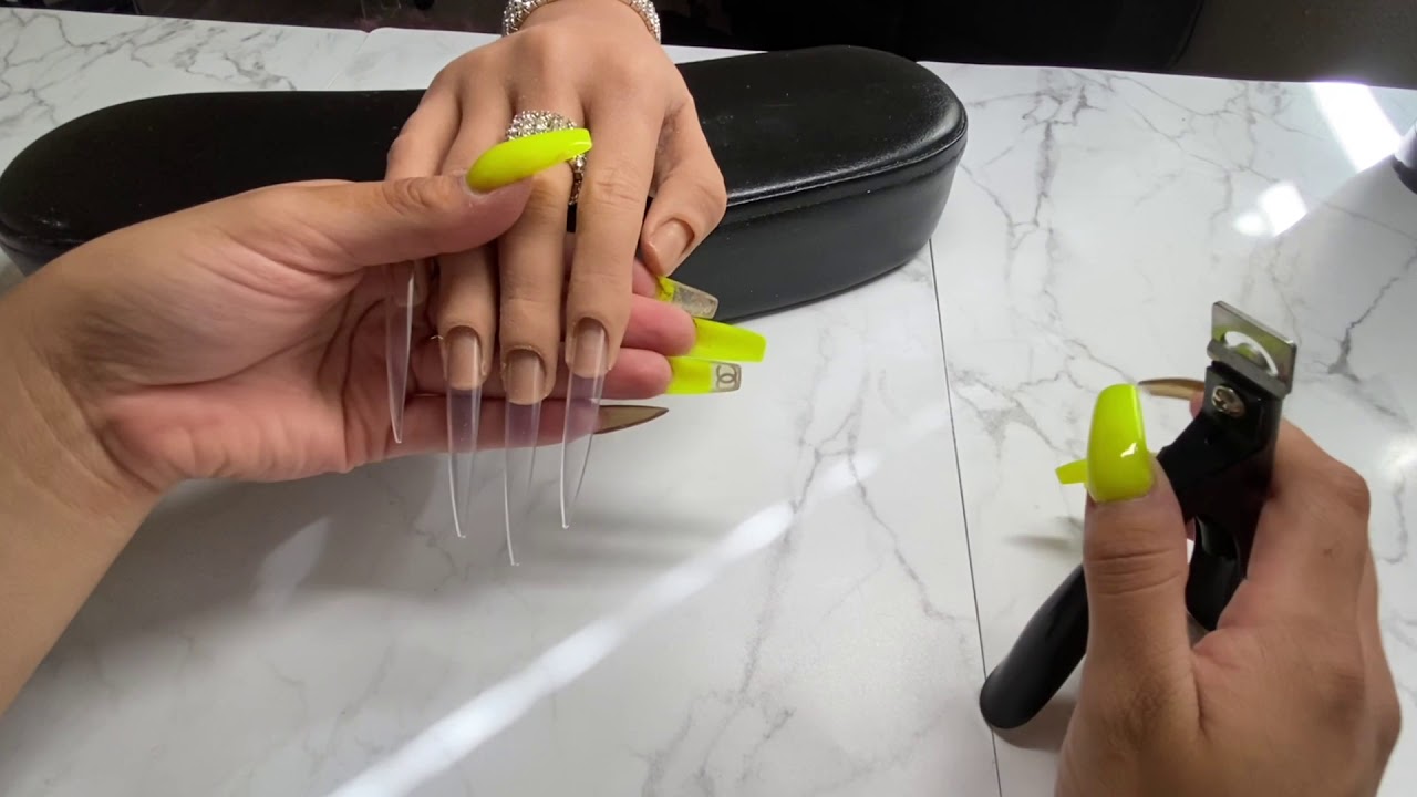 RED IGUANA PRACTICE HAND | HOW TO PREP FOR APPLICATION
