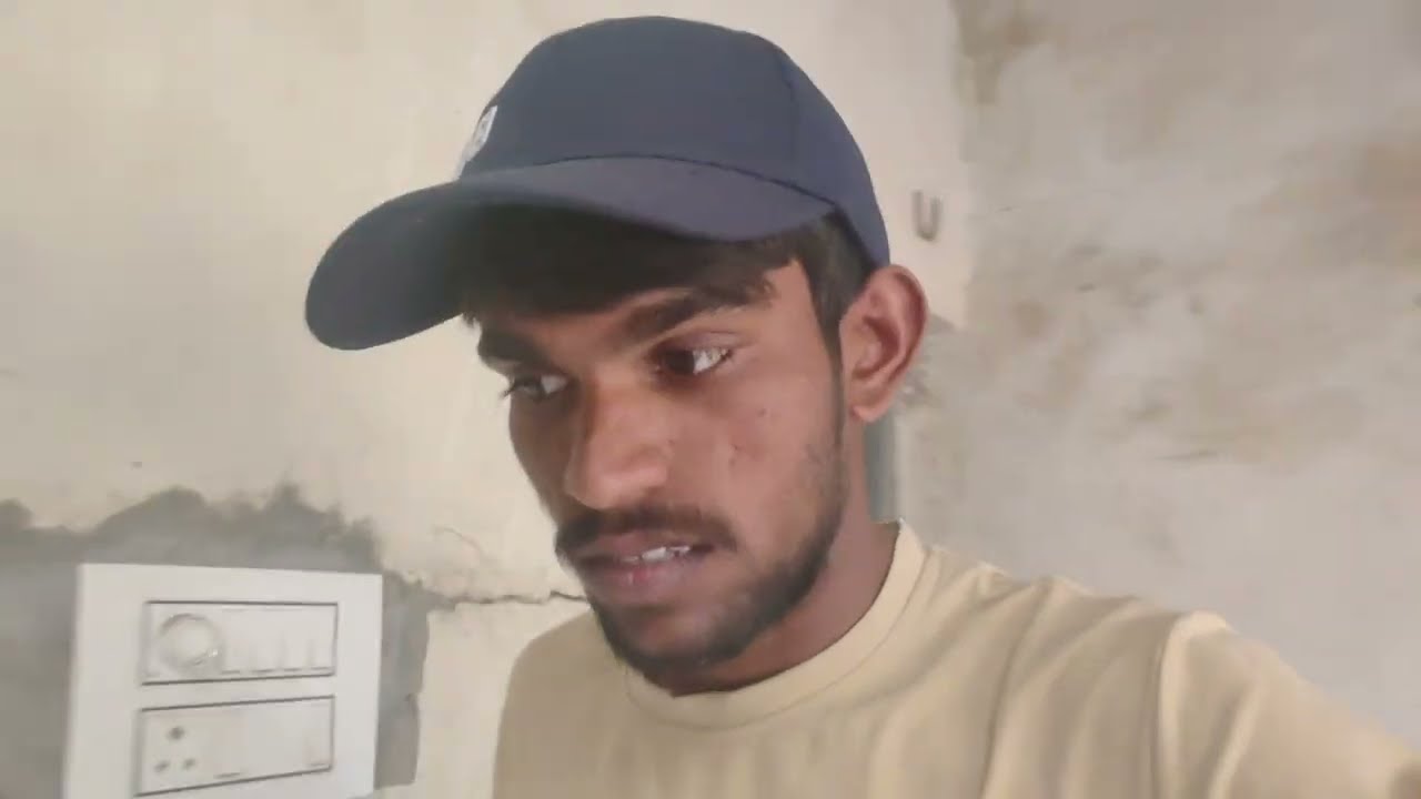 AAJ HUM NE KHELA APNE GHAR ME HIDE AND SICK