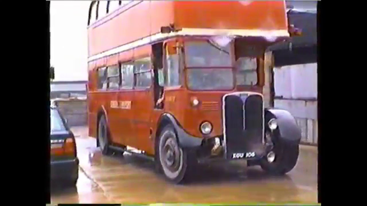 PD Driving Ex London Transport Bus KGU106 AEC Regent III RT 2177  May 1995