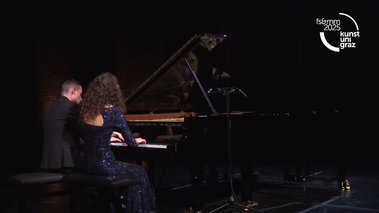 Franz Schubert: Rondo in A Major, D. 951 | Piano Duo Gugg
