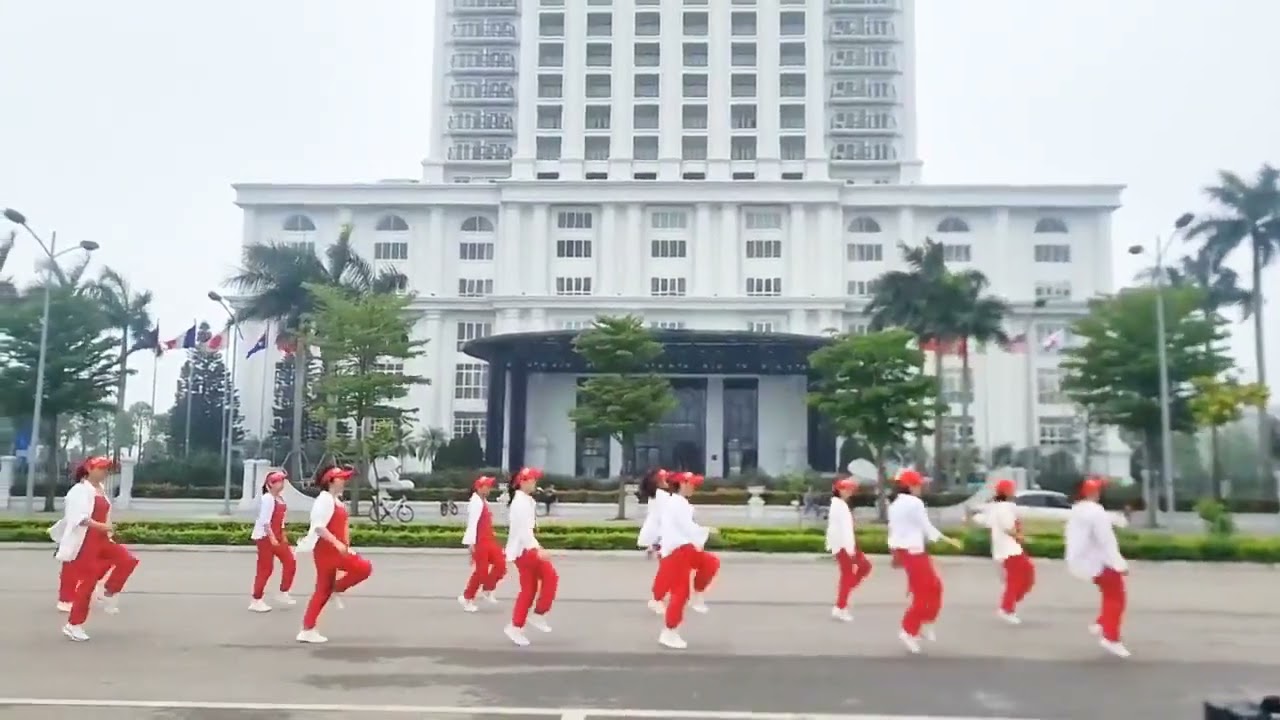 Shuffle dance Tôi muốn bạn biết tình yêu là gì. BĐ Nguyễn Hiền, BD Hội Shuffle dance Nam Định