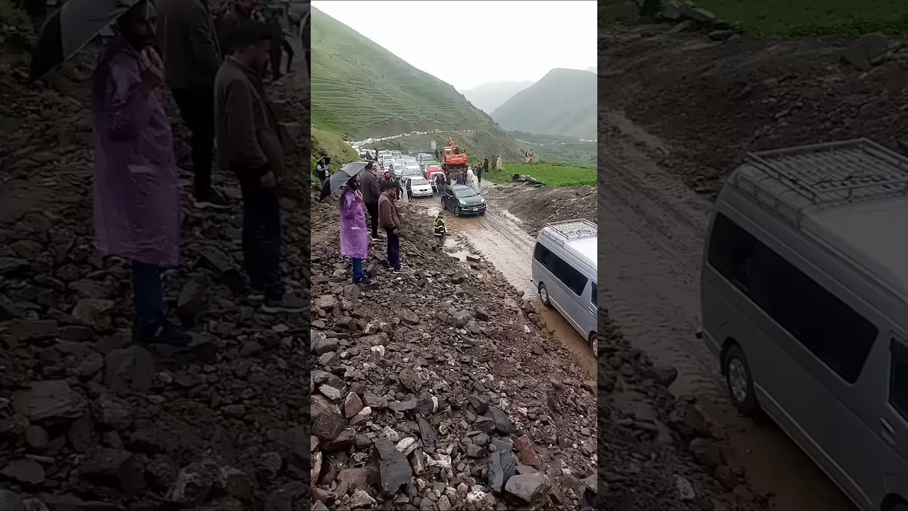 Naran jalkhad Babusar Top Road is open Now | Flash flood at Jalkhad Naran kaghan valley