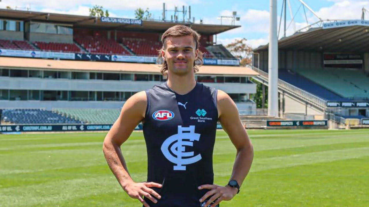Lachlan Cowan Debut Highlights | Round 1 | AFL 2023