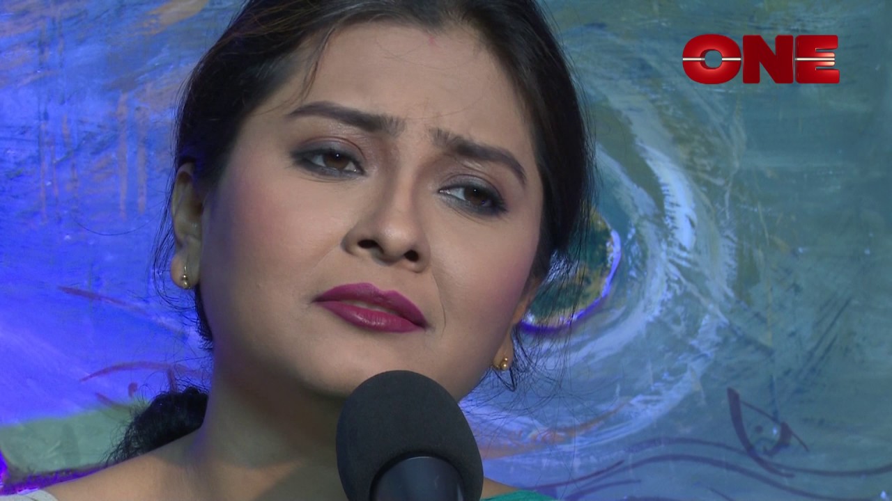 Charan Chuye Jai - Rema Bose