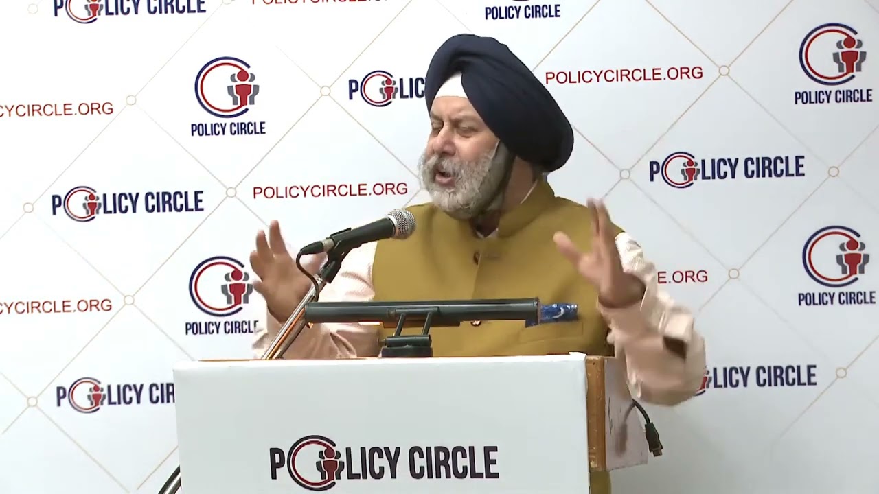 India needs to focus on economy to be a major global player