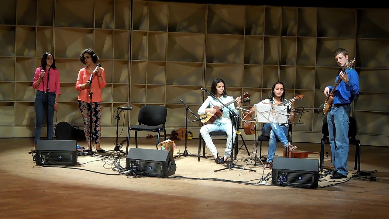Cajón de Arauca Apureño - Bandola: Merlyn Hernández. Canta: Evelyn Bogado