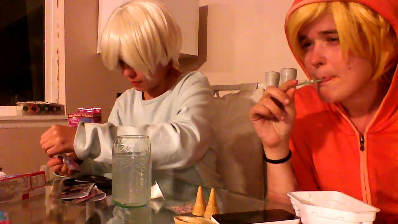 Kenny and Butters do Poppin' Cookin'