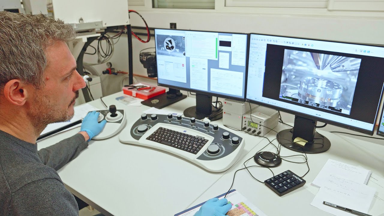 Focus sur une technique : la microscopie électronique à balayage à double faisceau (FIB)