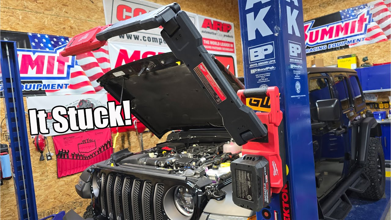 Milwaukee M18 Magnetic Extendable Boom Light Review 2129-20 #milwaukeetool