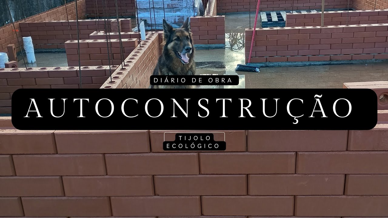 Casa de tijolo ecológico - Autoconstrução | Chegamos na altura da primeira canaleta