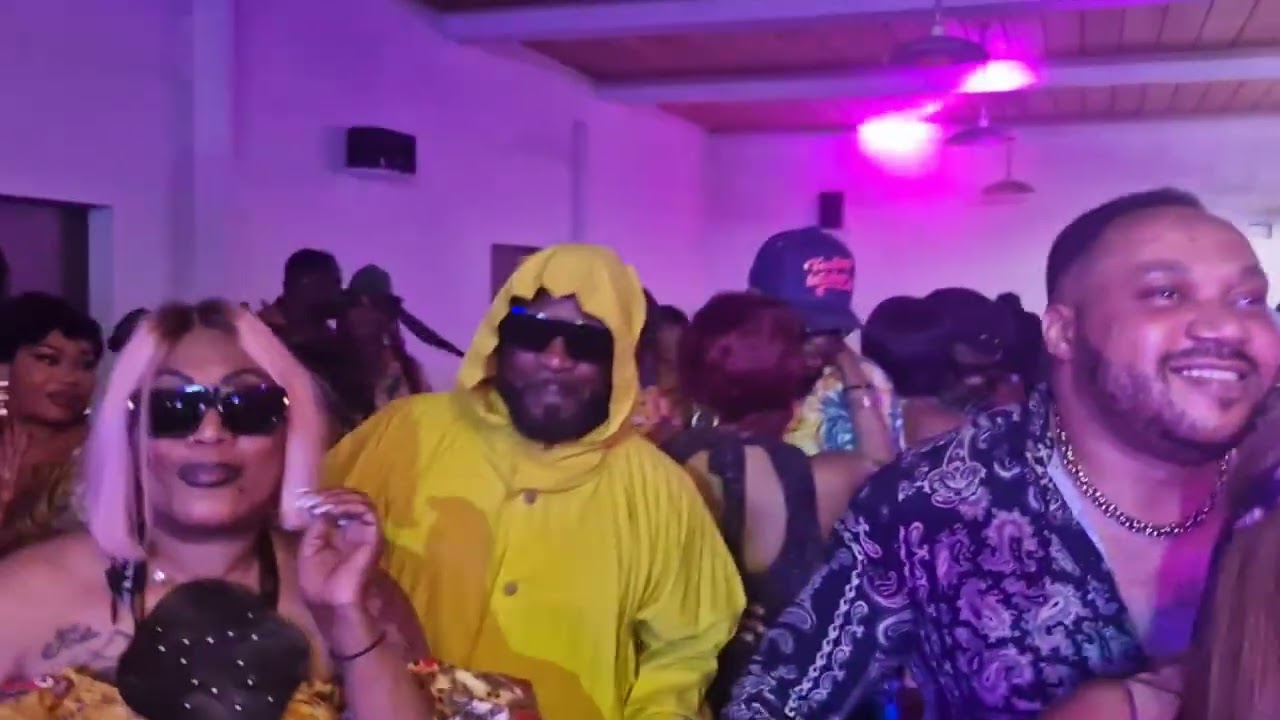SOI⁸ûRÉE mayangq.  Esimbi makasi  . .  