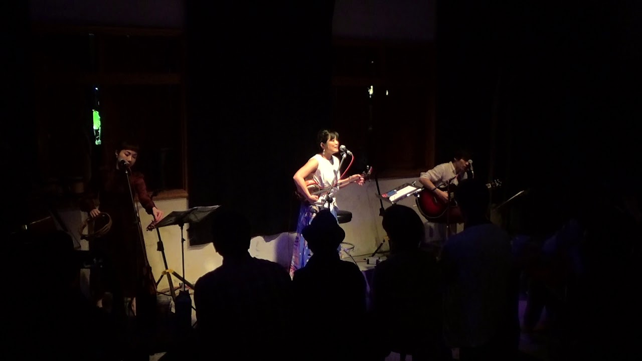 Canae 華菜枝 h6 1 Hug+三線の花+童神（ウチナーグチ）鐵花村 20171228