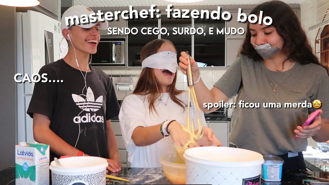 TENTANDO fazer um bolo sem falar, enxergar e ouvir... deu tudo errado🤩