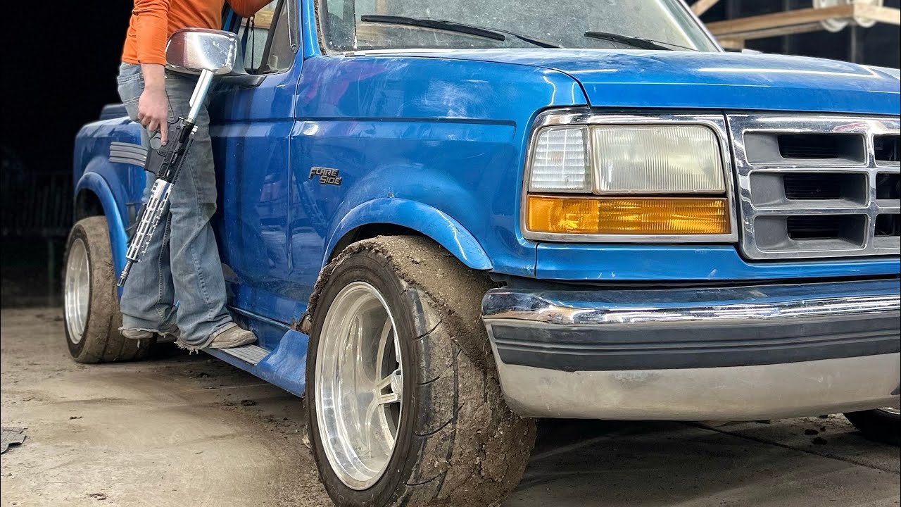 Ford 1995 flair side gets a wash