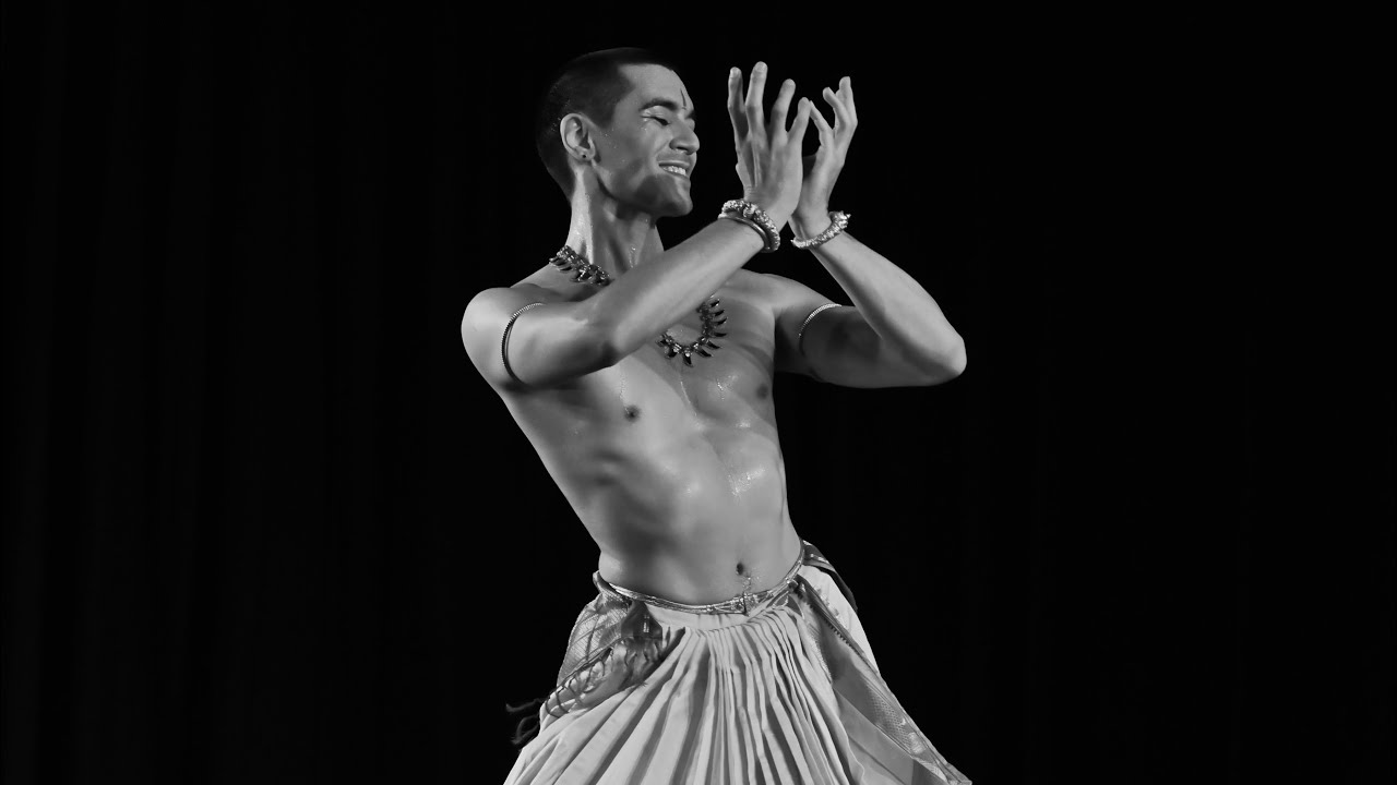 Mohiniyattam Cholkettu, Thomas Vo Van Tao