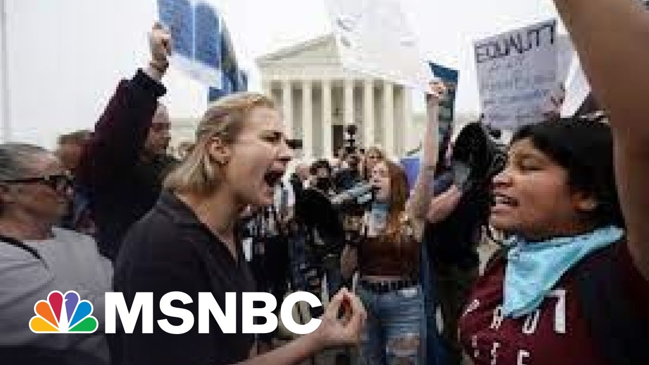 &lsquo;Sledgehammer&rsquo;: The Legal Breakdown Of SCOTUS Draft Ruling Overturning &lsquo;Roe&rsquo;