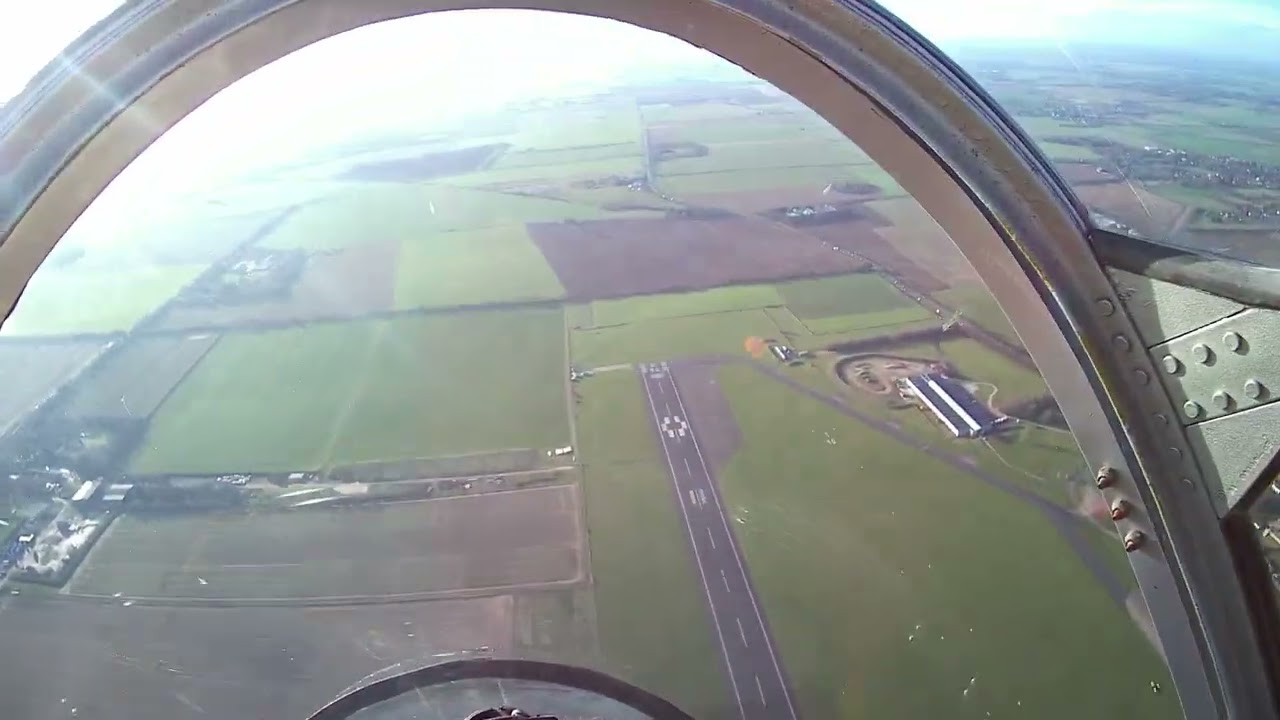 Flying the T-6G Texan/ Harvard – Inside the Legendary WWII Trainer