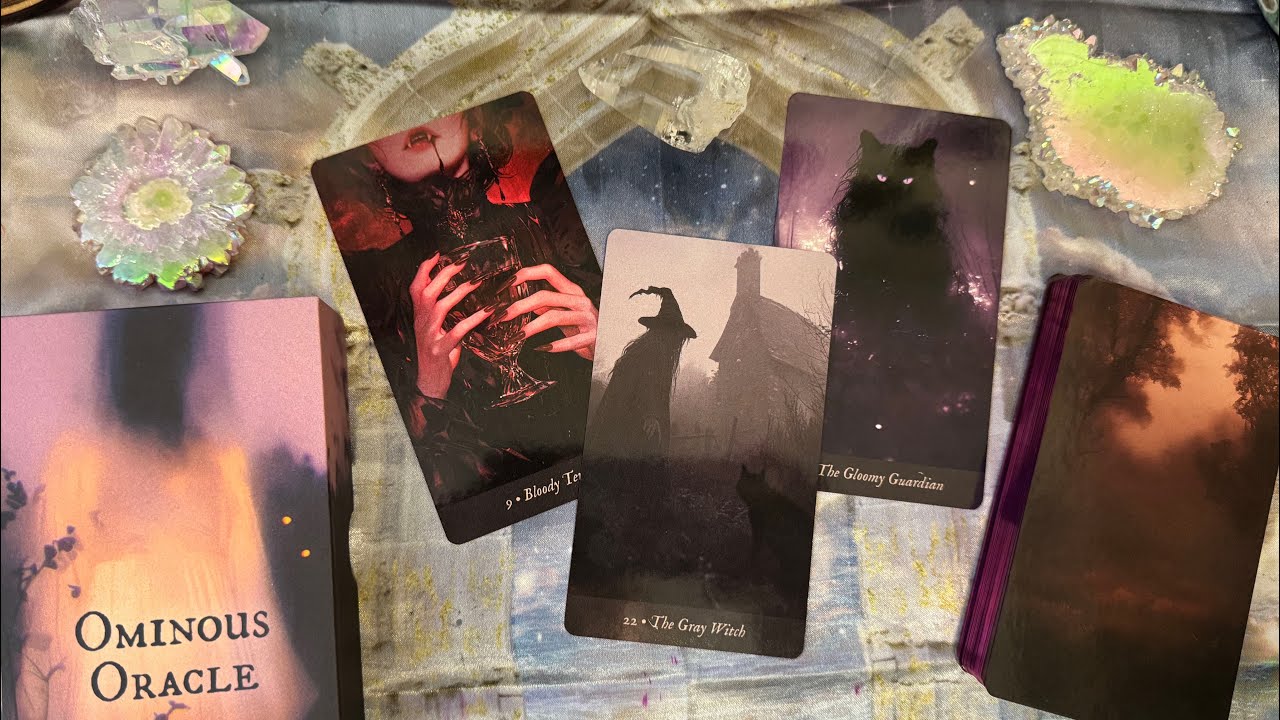 🕷️OMINOUS ORACLE🕷️ Flipthrough, Pairings and First Step into the Online Spirituality Space! 2025