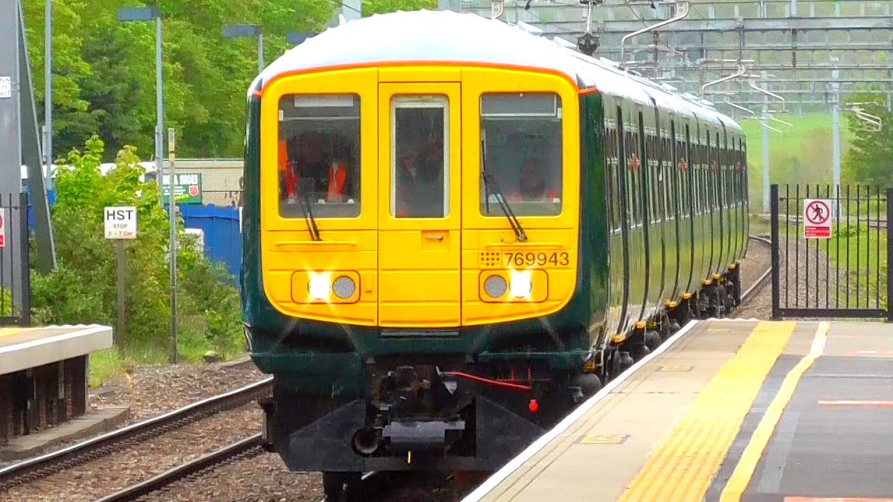 Trains at Goring & Streatley, GWML - 21/05/21