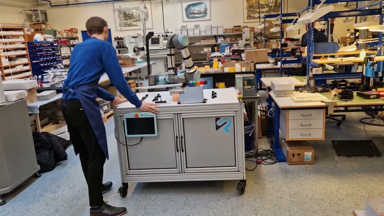 Spin Robotics: Learn how to automate your screwdriving assembly with the PP35/70 & Universal Robots