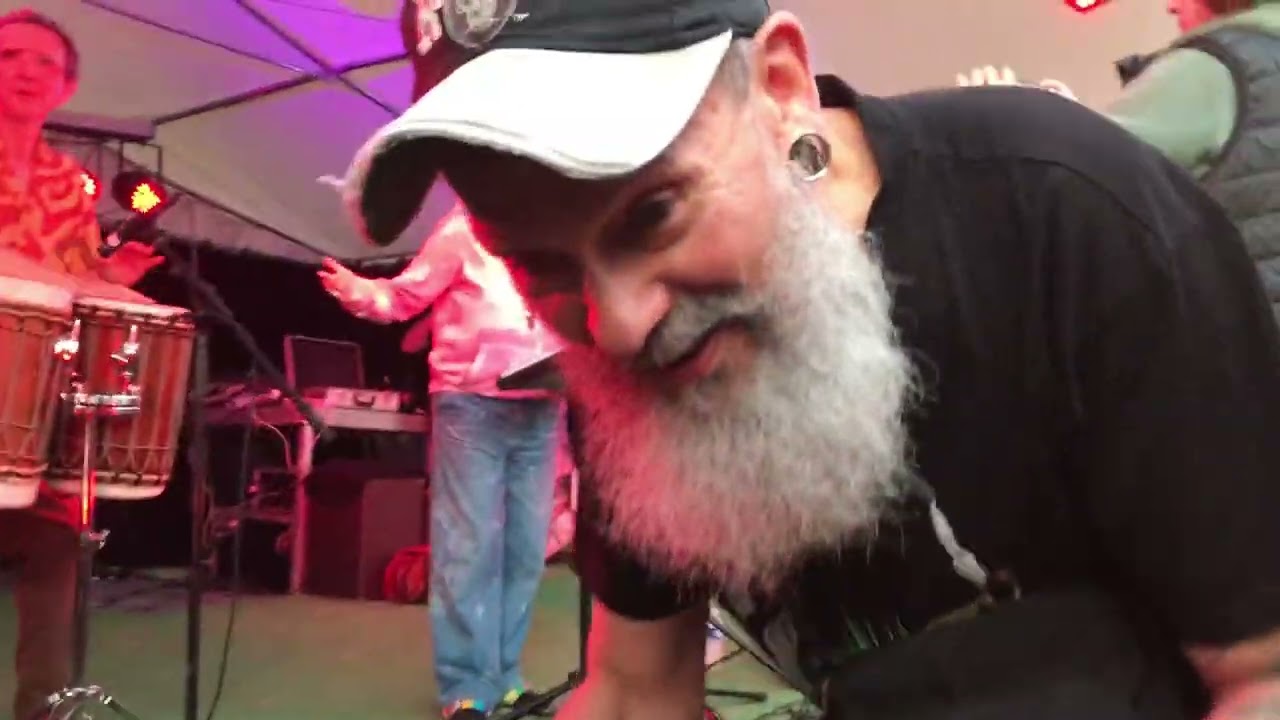 BILLY ZE KICK « Mangez moi ! »14/06/2024@Caravan Baz’Arts Cergy