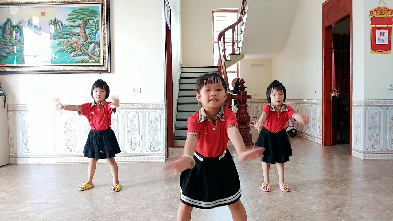 Chiếc Bụng Đói - Biểu diễn: Nhóm múa 