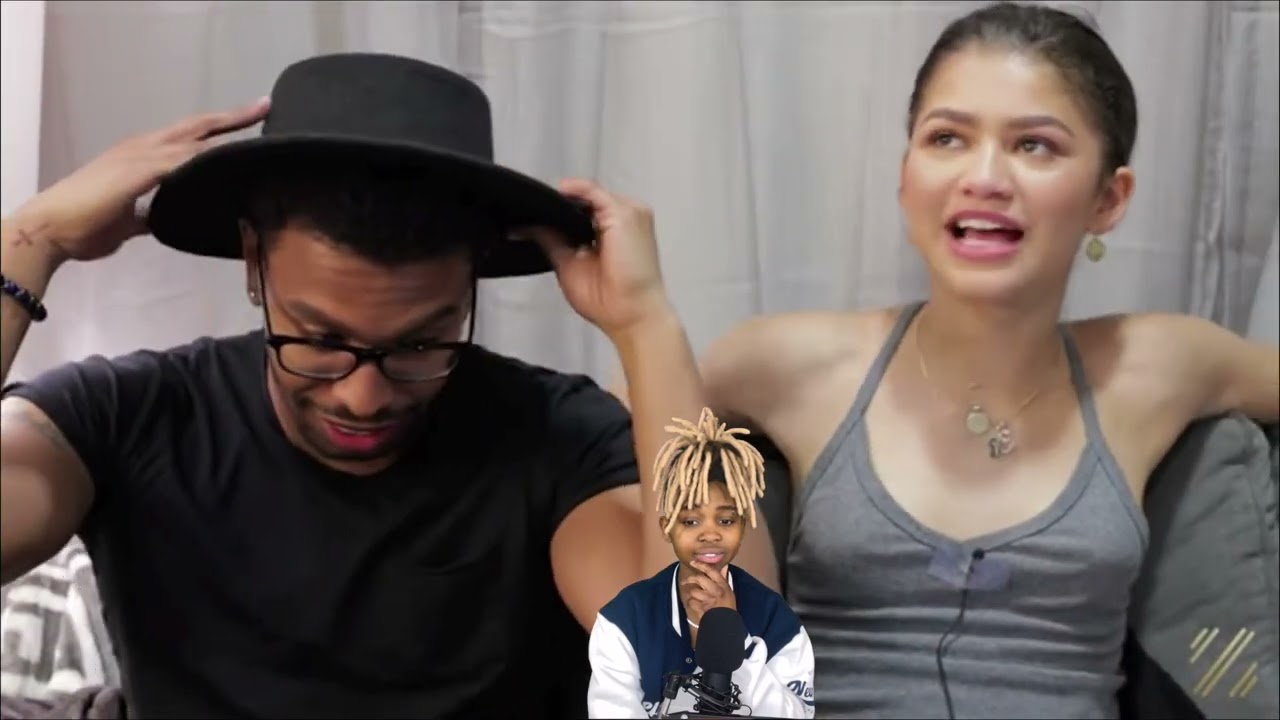 ZENDAYA REACTS TO HER OLD VIDEOS (CRINGE WARNING) REACTION