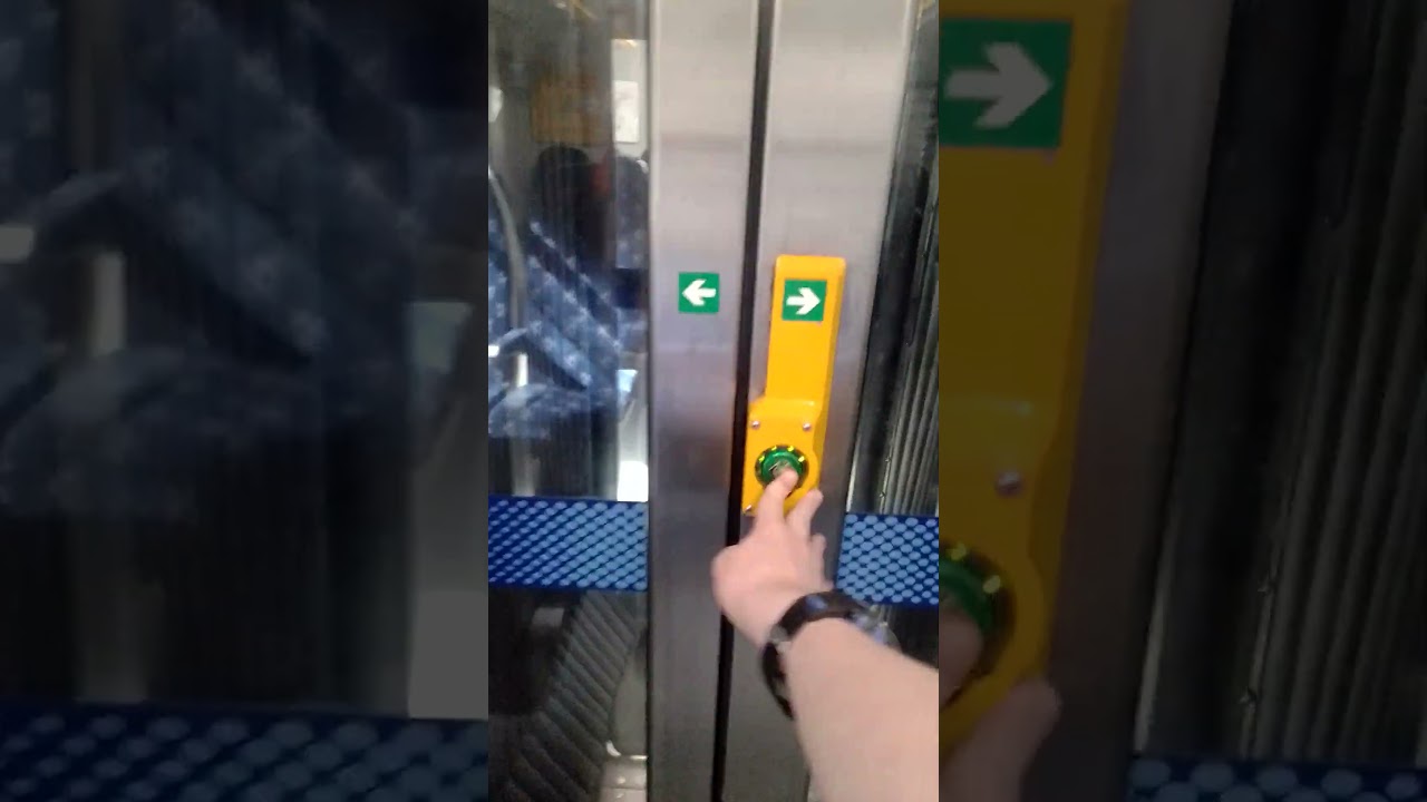 ScotRail Class 334 Gangway