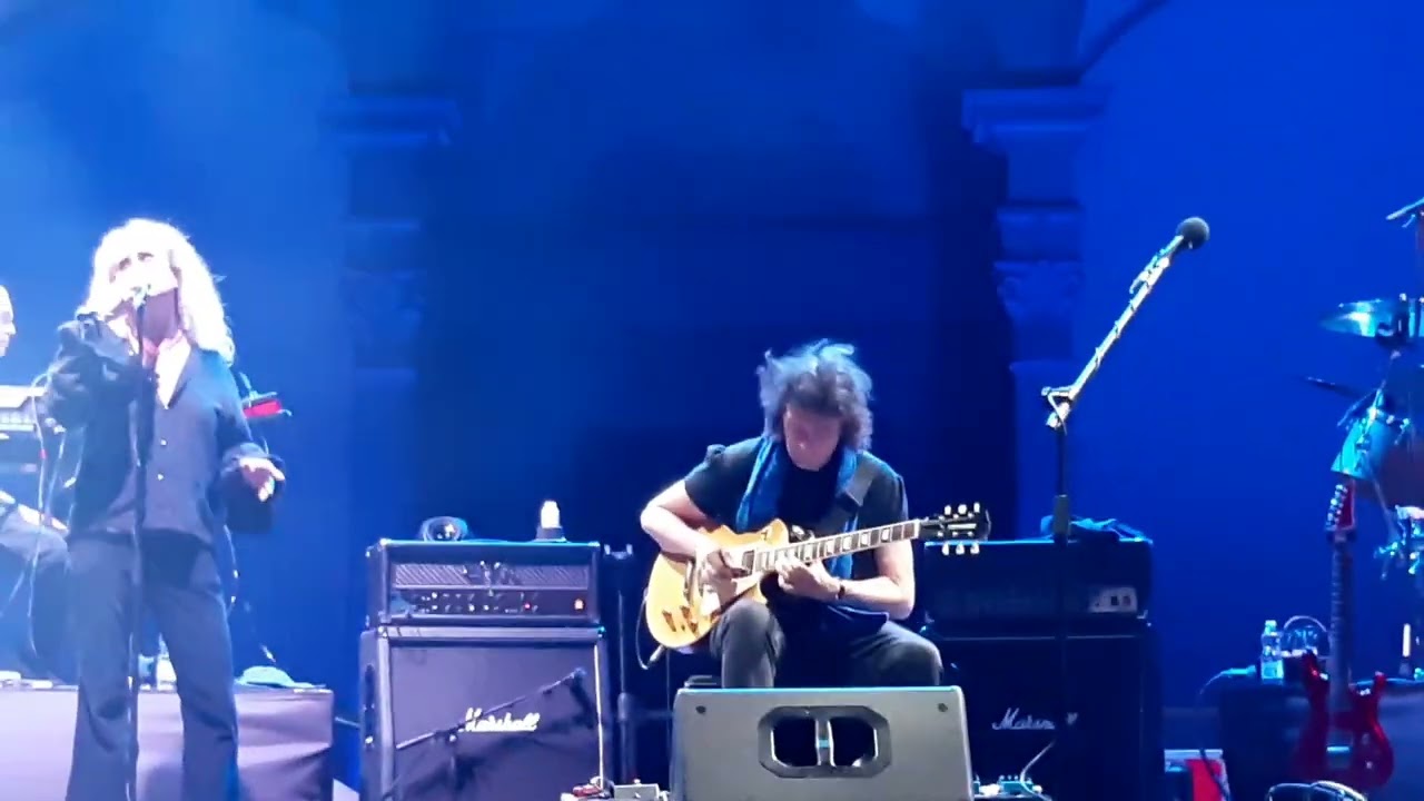 Steve Hackett - The Carpet Crawlers (Live in Florence / Firenze - Piazza SS Annunziata 25/07/2022)