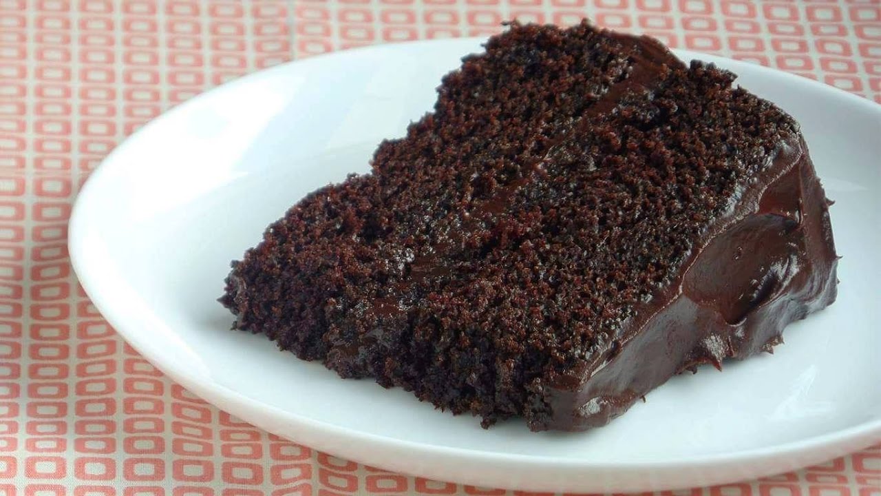 Bolo de Chocolate Úmido e Dark