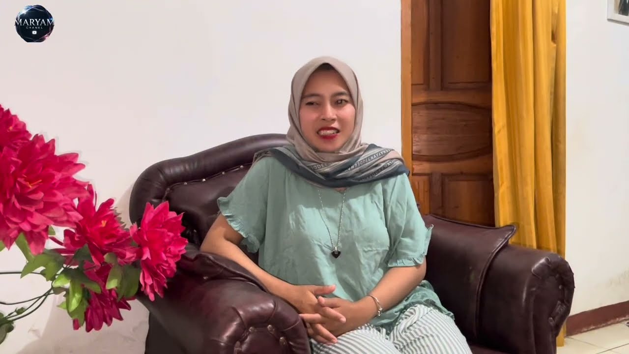 Abis dua kecrot sama teman kerja saat bapaknya ada di rumah - film pendek kehidupan