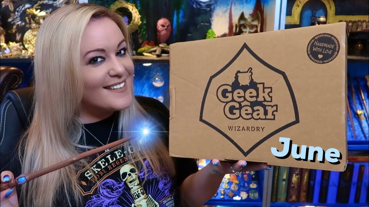 JUNE GEEK GEAR WIZARDRY 2021 STANDARD BOX UNBOXING | VICTORIA MACLEAN
