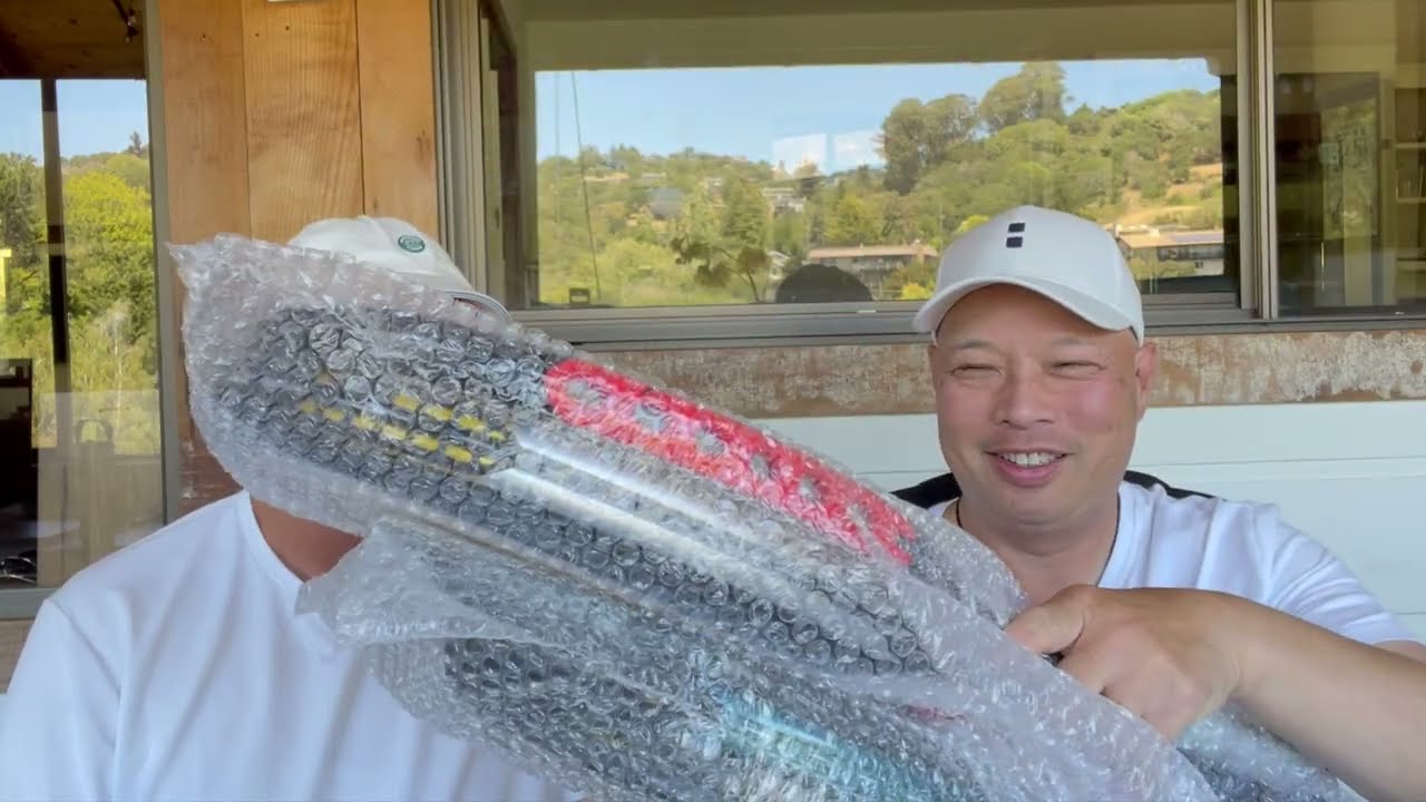 COOL OLD TENNIS RACKETS DONATION – WHAT DID WE GET?